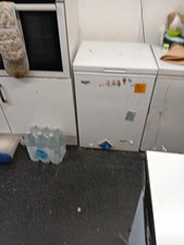 Bush White Chest Freezer, Manual Defrost, Freestanding Single Door