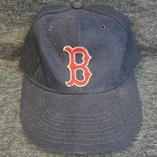 VINTAGE 1980's Boston Red Sox Men's New Era Diamond Collection Hat