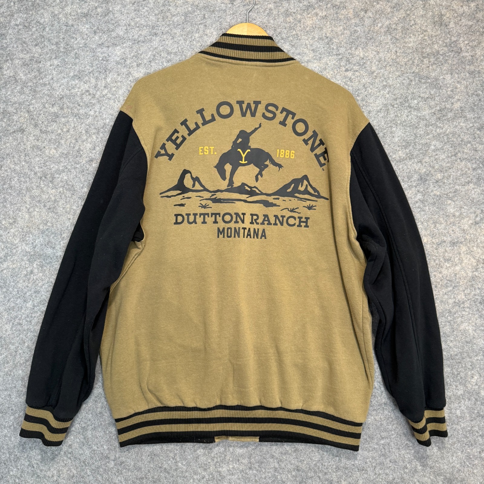 Yellowstone Dutton Ranch Varsity Jacket Mens XL K… - image 1