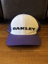 Vintage Y2K Oakley Snapback Hat One Size Purple Trucker Mesh Back
