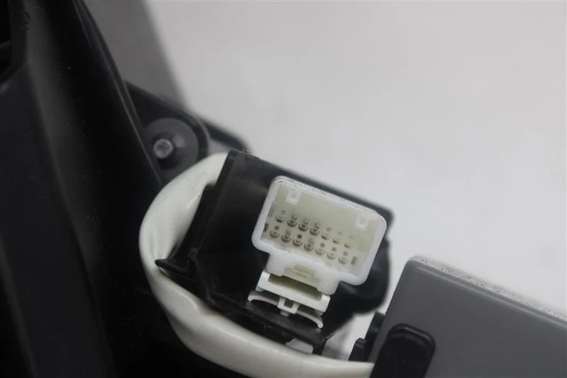 Used Automatic Transmission Shift Lever Assembly fits: 2010 Lexus RX350 Grade A - Image 3 of 4