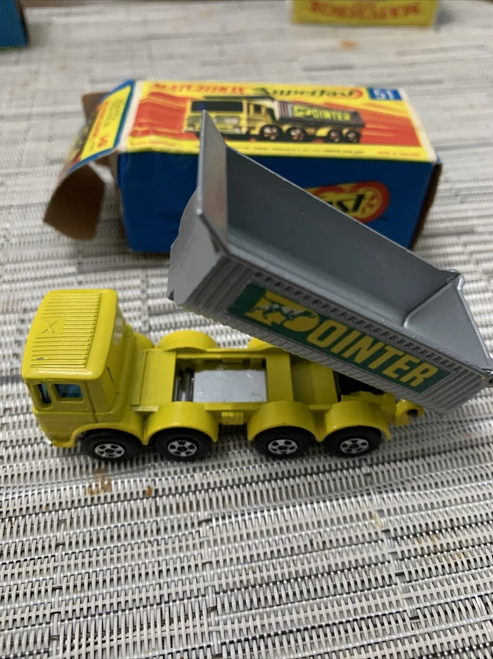 Matchbox Super fast #51  8 Wheel Tipper - Image 3 of 4