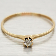 Vintage 0.10ct Round Diamond Solitaire Engagement Ring - 14k Yellow Gold