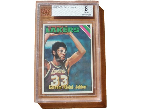 1975 Topps Basketball Card #212 Los Angeles Lakers Team Kareem