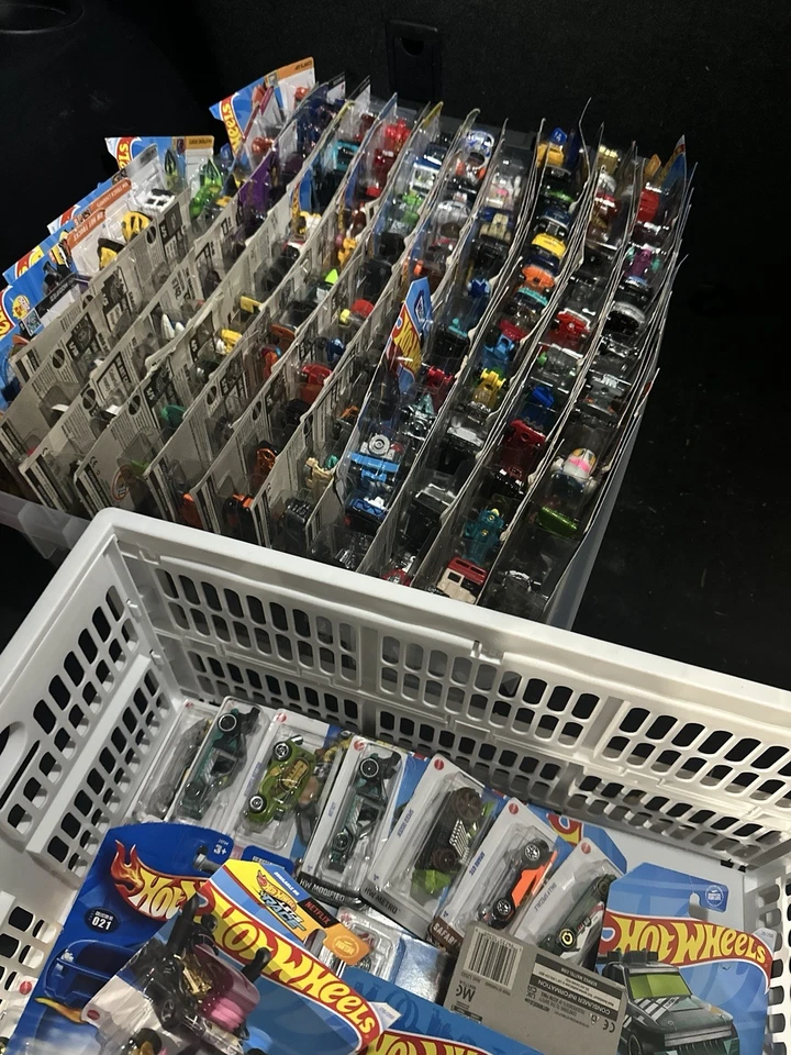 Hot Wheels - Image 2 of 3