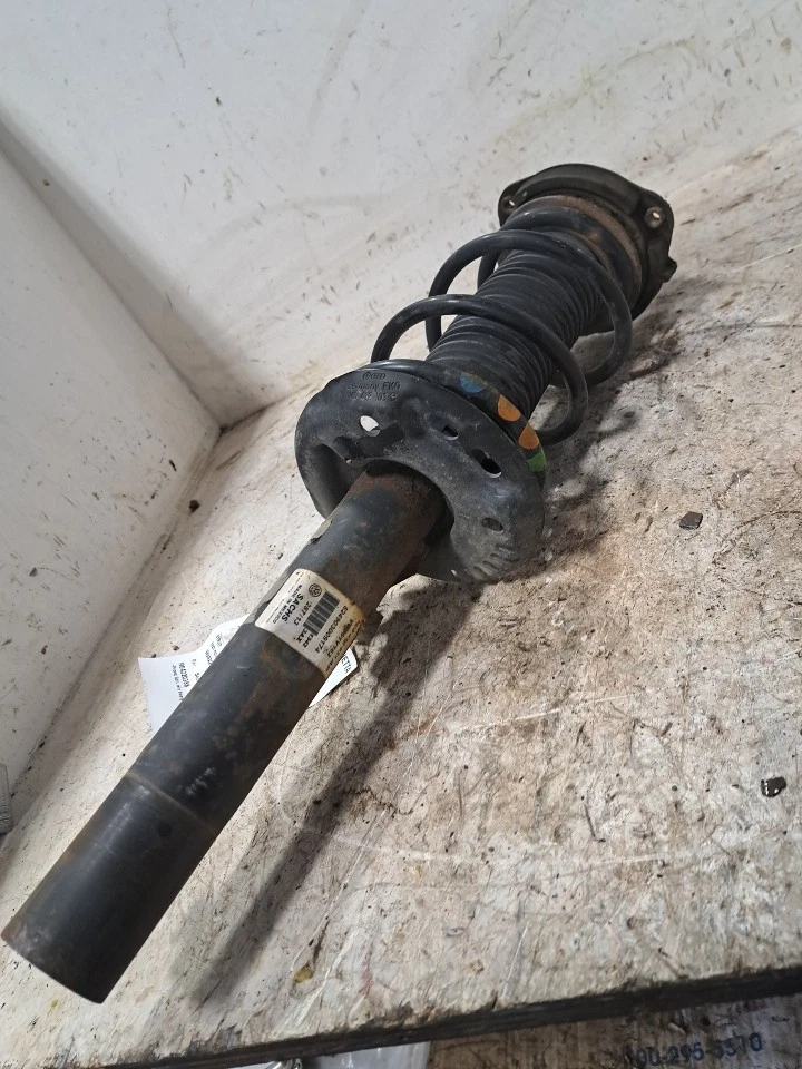 Strut 2014 Jetta Sku #4220388 Foto 2 de 4