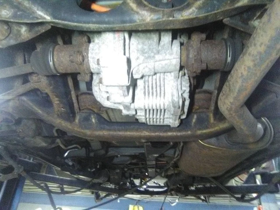 Lexus RX400H 2008 motor eléctrico trasero AWD VIN C híbrido de quinto dígito Foto 4 de 4