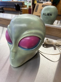 NWT Rare 1995 Alien Monster Head Light Up Lamp by Trendmasters Blow Mold
