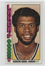 1976-77 Topps Kareem Abdul-Jabbar #100 HOF
