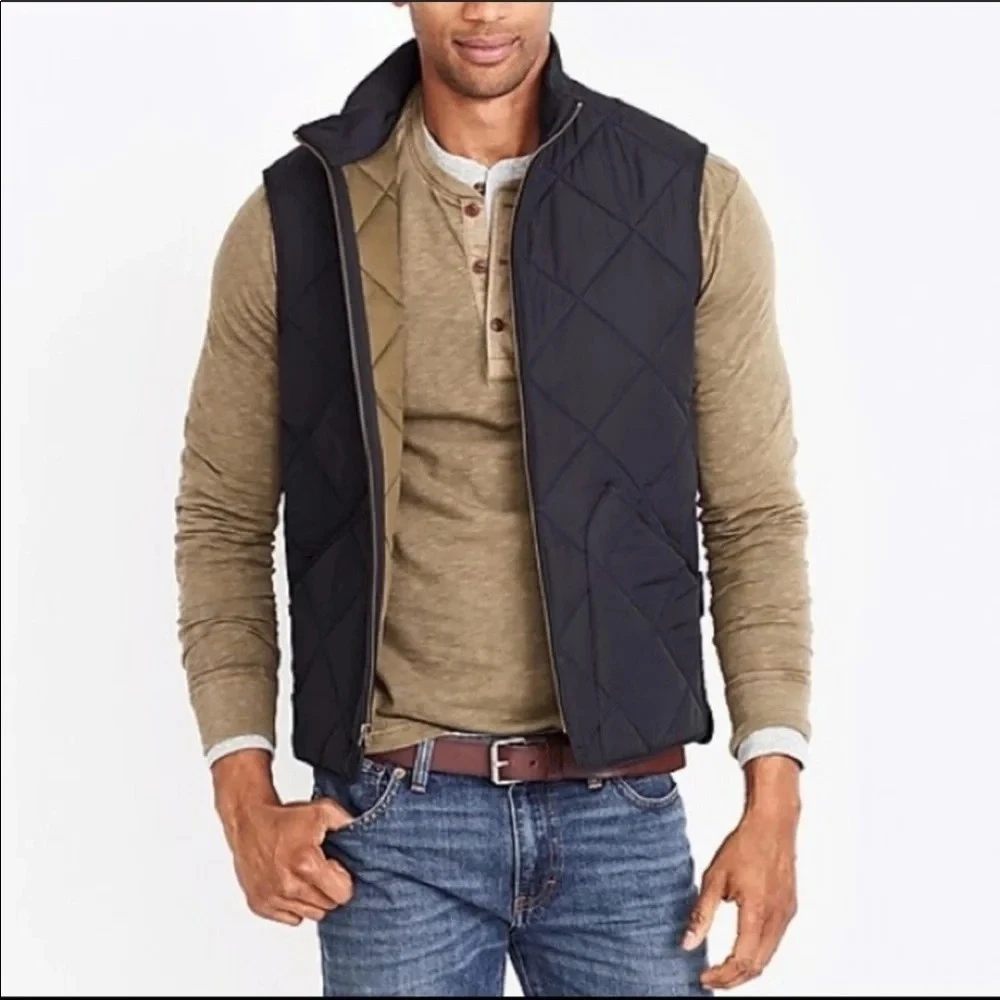 J CREW Mens Large Quilted Walker Vest Black Lightweight Full Zip Softshell