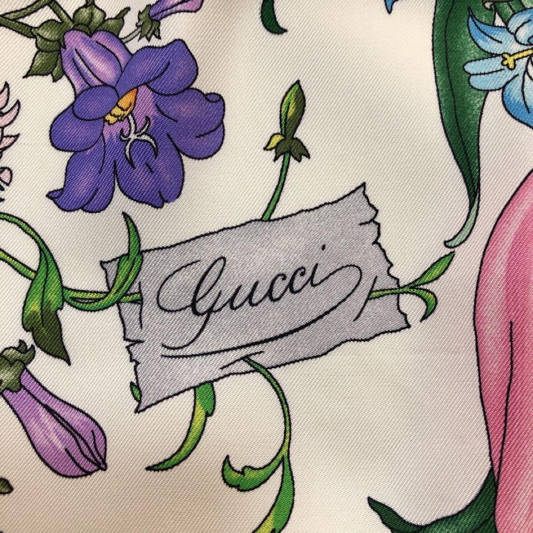 GUCCI Large Flora Scarf, Floral Print, 100% Silk　87cm×87cm thumbnail 3