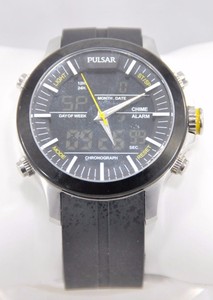 pulsar mens sports watch