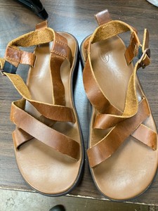 chaco leather sandals mens
