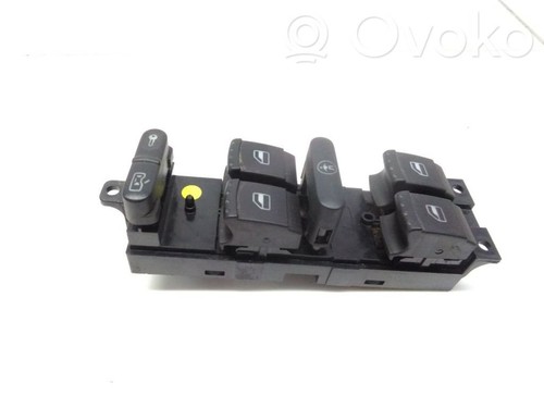 VW BORA Schalter el. Fensterheber 1J4959857B 03755030 1.9 28074109