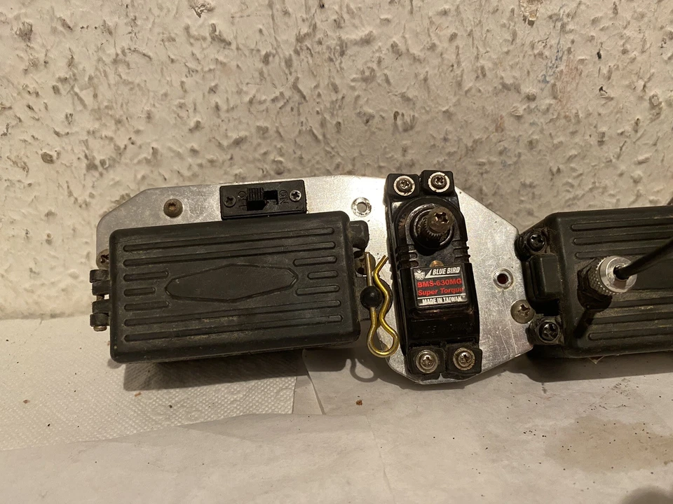 Reely Overheater Radio Platte/RC-Box-Servos (Blue Bird BMS -630 MG - Bild 3 von 4