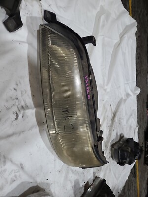Toyota Chaser Jzx90 Mk2 Lh Headlight E2
