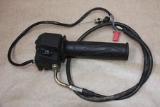 POIGNÉE DE GAZ+COMMOD DROIT+CÂBLE DE GAZ 3D9F631101/3D9H397601 YAMAHA YBR125ED05