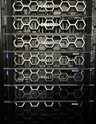 Dell PowerEdge R740xd 24-Bay SFF   12 NVMe Ready