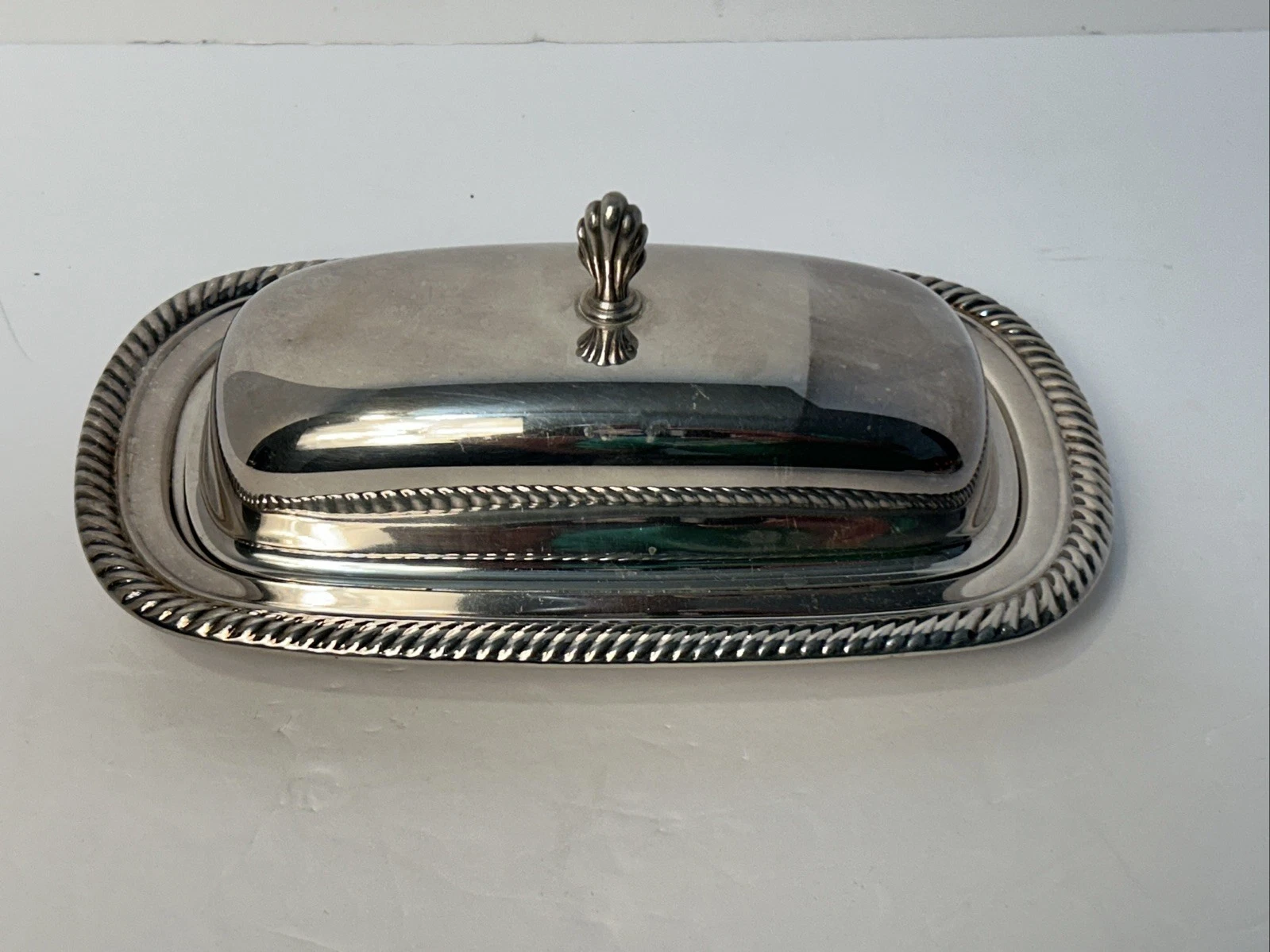 Wm Rogers Silver Plate Butter Dish W/ Lid And Glass Inner Tray Vintage Marked