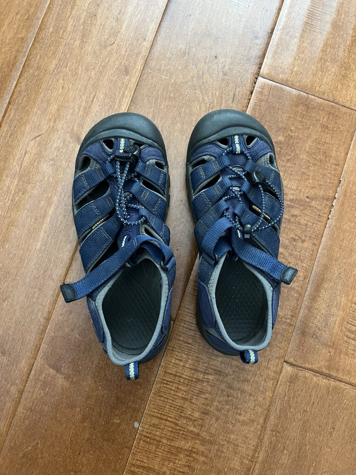 Keen Newport H2 blu profondità gargoyle giovani scarpe da trekking sandalo 1009962 taglia 6