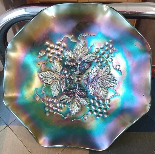 Antique Electric Northwood GREEN Glass Dbl Pattern Grape & Leaf - Blossom & Palm