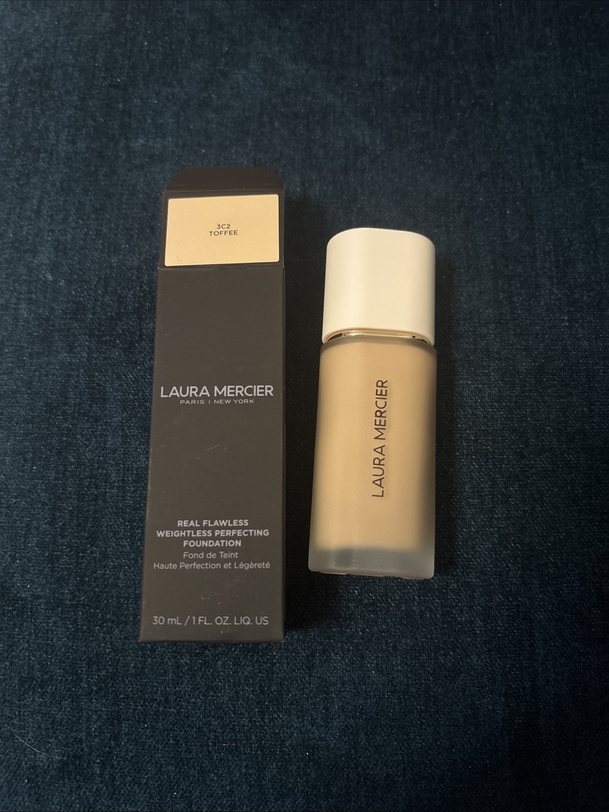 Laura Mercier real flawless foundation 3C2 Toffee 30ml