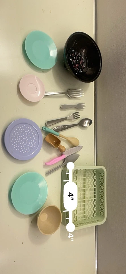 Lote de mini platos utensilios de cocina Barbie casa de muñecas miniaturas JUGAR COMIDA comestibles Foto 4 de 4