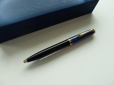 Pelikan Souverän K600 Old Style - Kugelschreiber - schwarz-blau