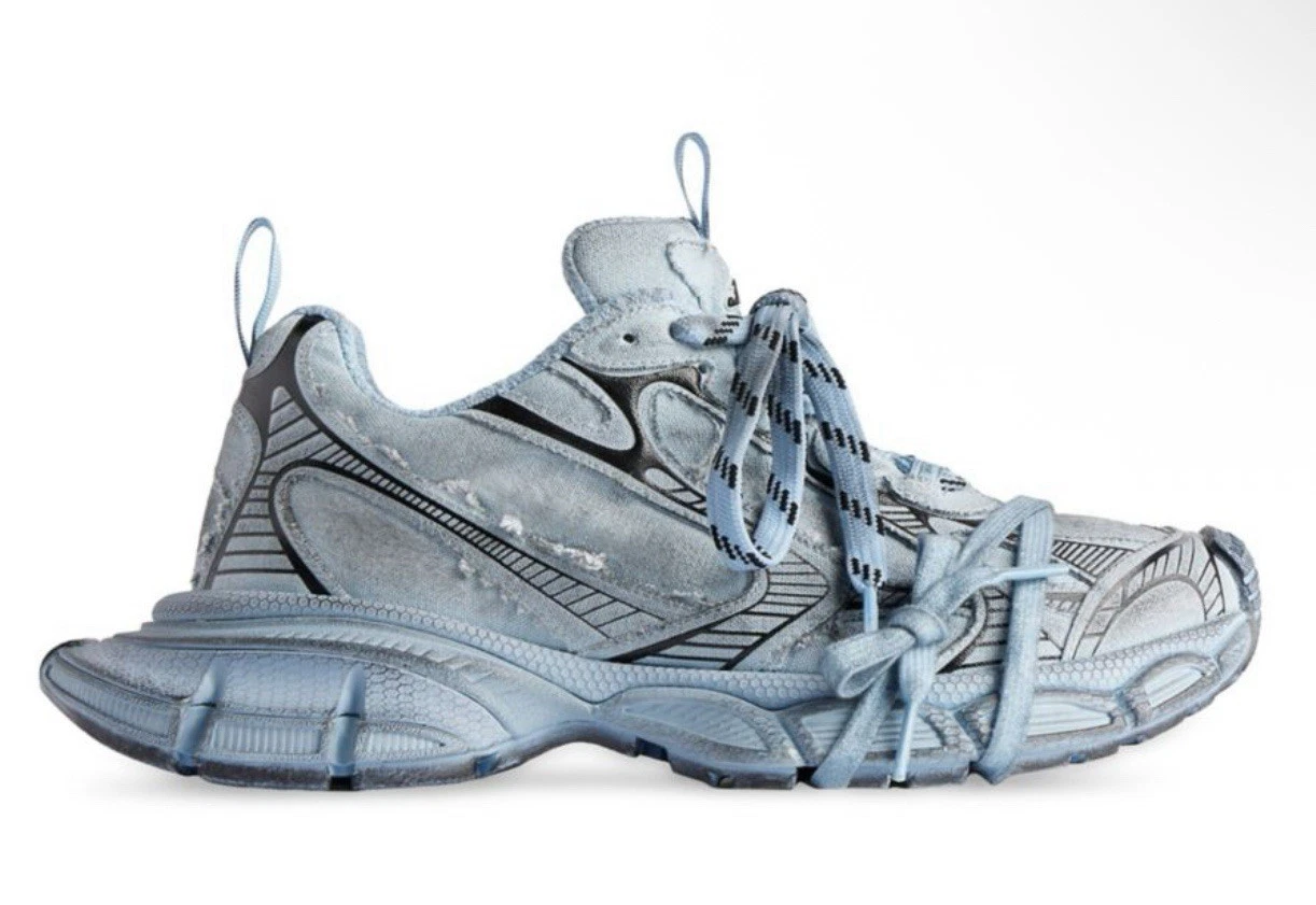 Balenciaga — Balenciaga 3XL Destroyed Canvas Sneakers Light Blue Men’s US 12 / EU 45