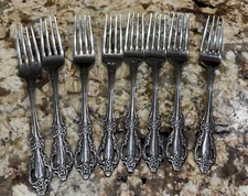 8 - Oneida Raphael  Dinner FORKS Distinction Deluxe Stainless