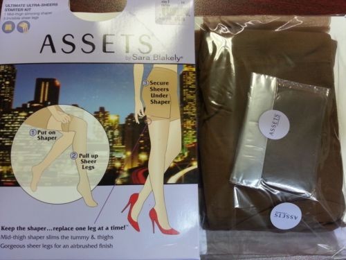 Assets by Sara Blakely Ultra Shaping Sheers Removable Stockings #845B - Imagen 4 de 5