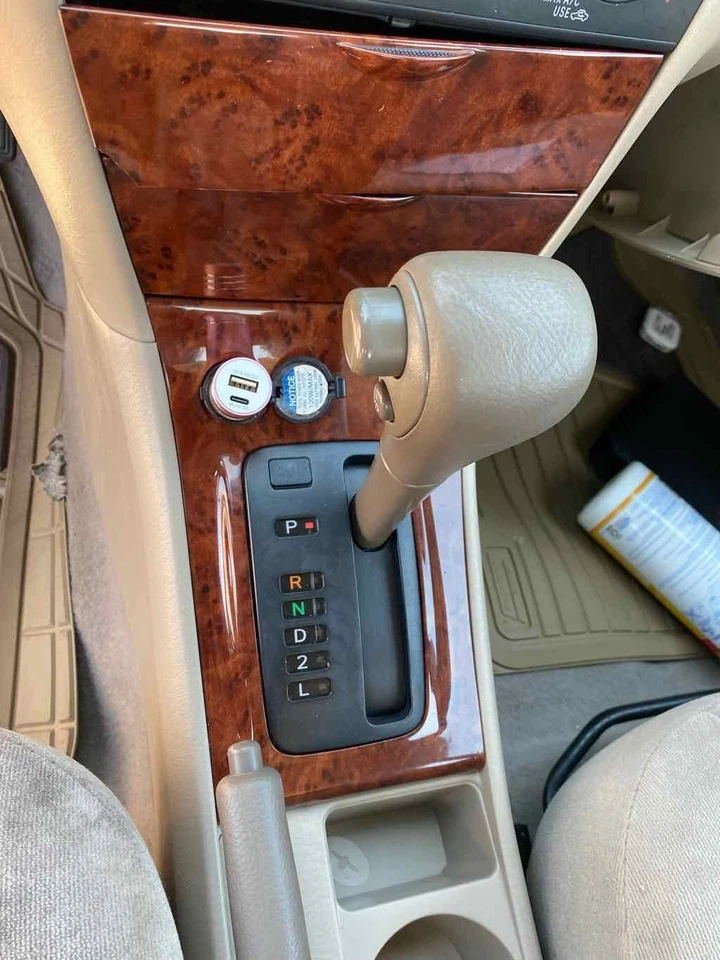 Used Deck Lid fits: 2006 Toyota Corolla w/spoiler Grade A - Image 2 of 4