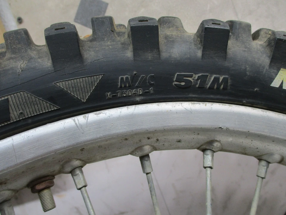 Pneu de disco de freio cubo aro roda dianteira Honda cr250r cr 250 r 1988 88 80/100-21. - Imagem 3 de 4