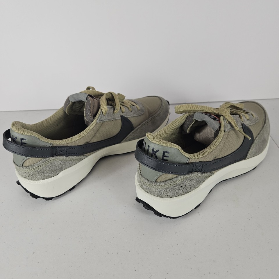 Nike Waffle Debut SE Mens 10 Shoes Green Olive FJ4196200 Sneaker