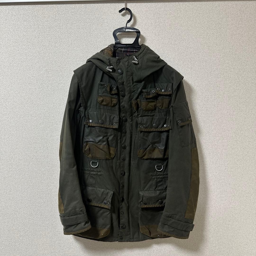 Barbour x TOKITO Beacon Heritage Military Waxed Hood Jacket Olive