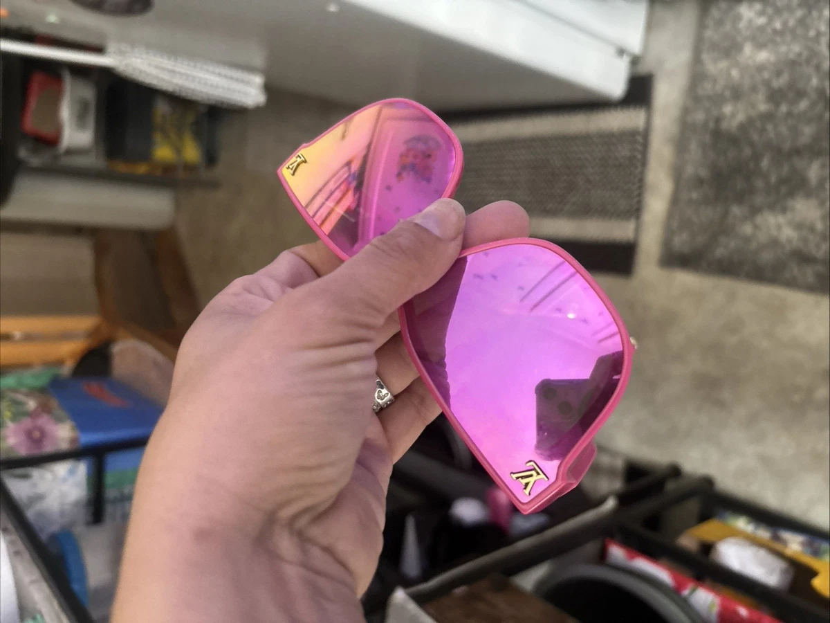 DECO　ルイヴィトン　サングラス　ピンク　新品未使用 Louis Vuitton Pink Sunglasses for Women for sale | eBay