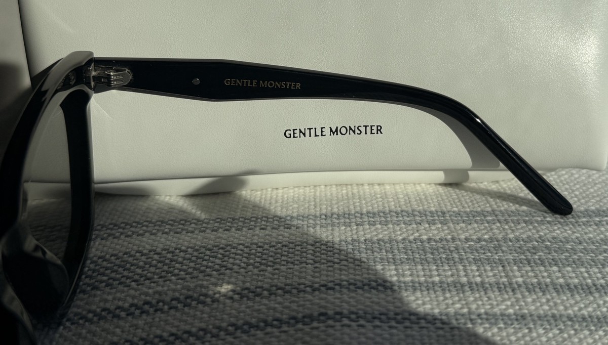 new Gentle Monster DEAR Col. 01 Black Frame + Black Zeiss Lens