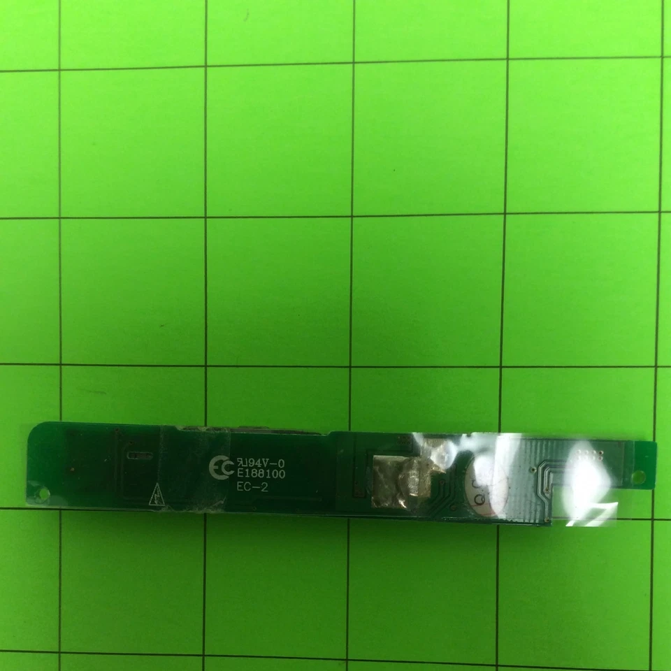 Polaroid PDM-0817 DVD Video Player Display Inverter Board 2169C E188100 - Image 3 of 4