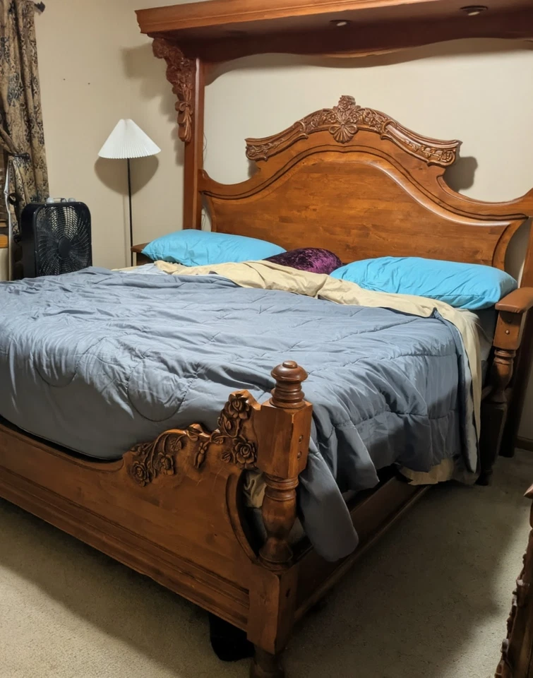 Oakwood Interiors Lighted King Canopy Bed And Mirrored Dresser Hand Carved - Image 4 of 4