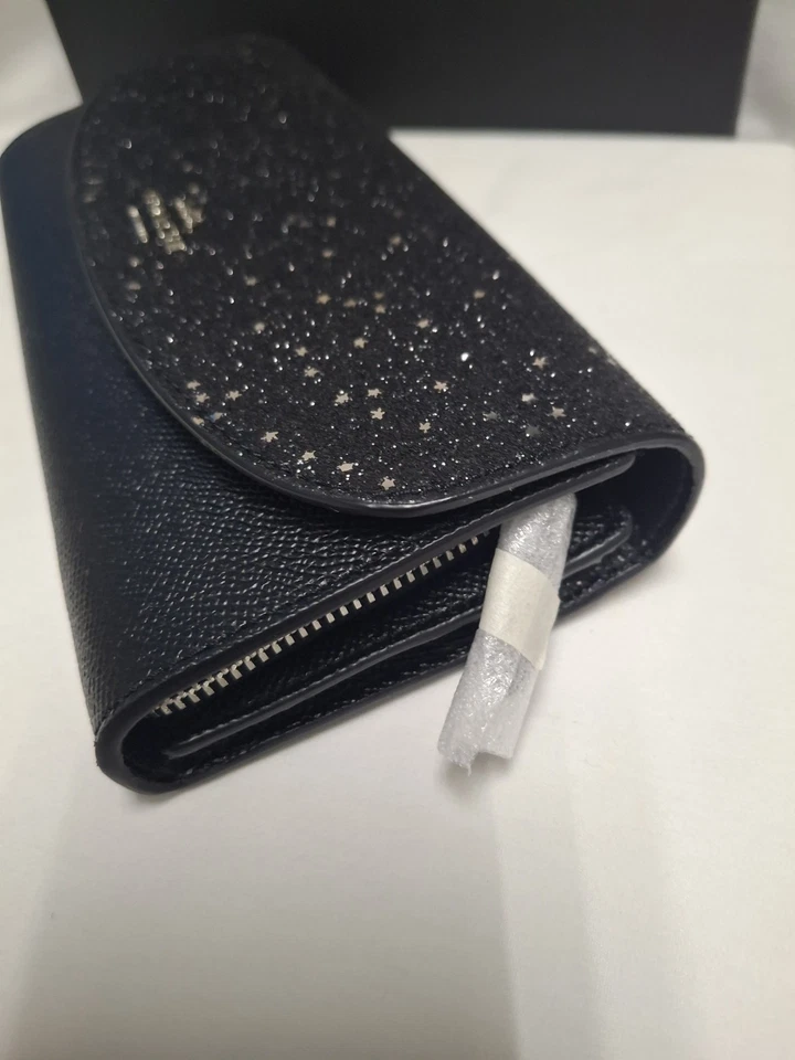 全新无标签 ~ Coach ~ Star 闪耀超薄信封钱包 ~ 黑色 ~ 皮革 ~ 大号 ~ F38692 ~ 全新带盒 — 第 3/4 张图片