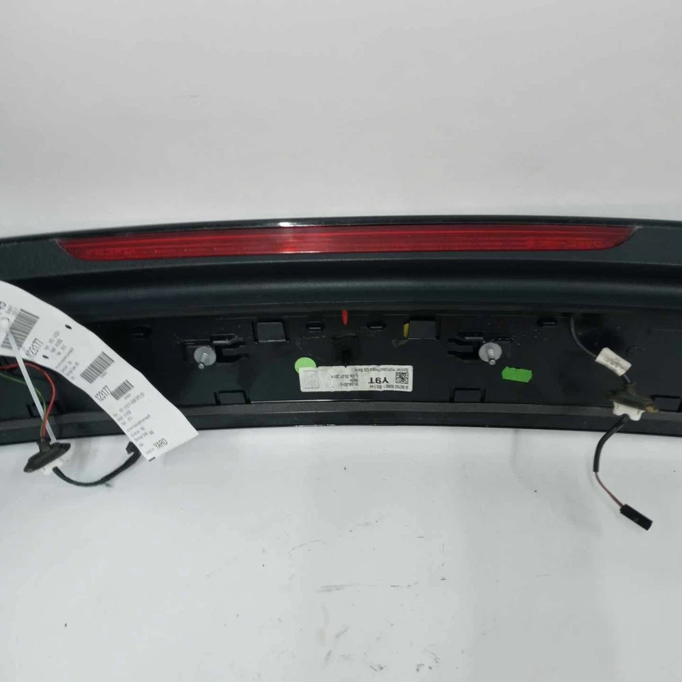 Alerón trasero Audi Q5 2009-17 sin equipamiento aspecto deportivo negro extendido Foto 3 de 4