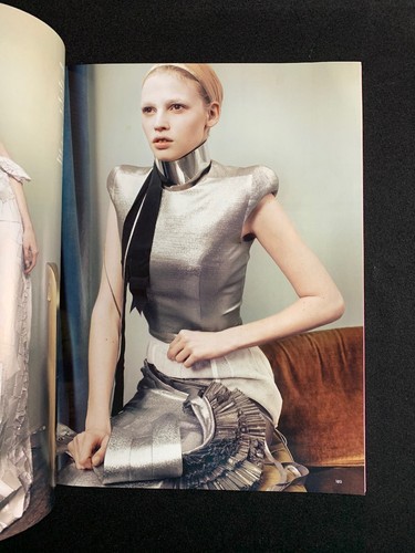 British Vogue May2007 - Natalia Vodianova, Johnny Borrell, Nick Knight - Foto 7 di 11