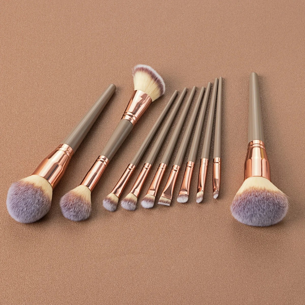 Makeup Brushes Premium Synthetic Foundation Powder Concealers 10