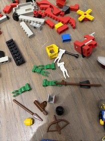 Vintage LEGO Set 6073 Knight's Castle 1984 Incomplete With Box Pls Read