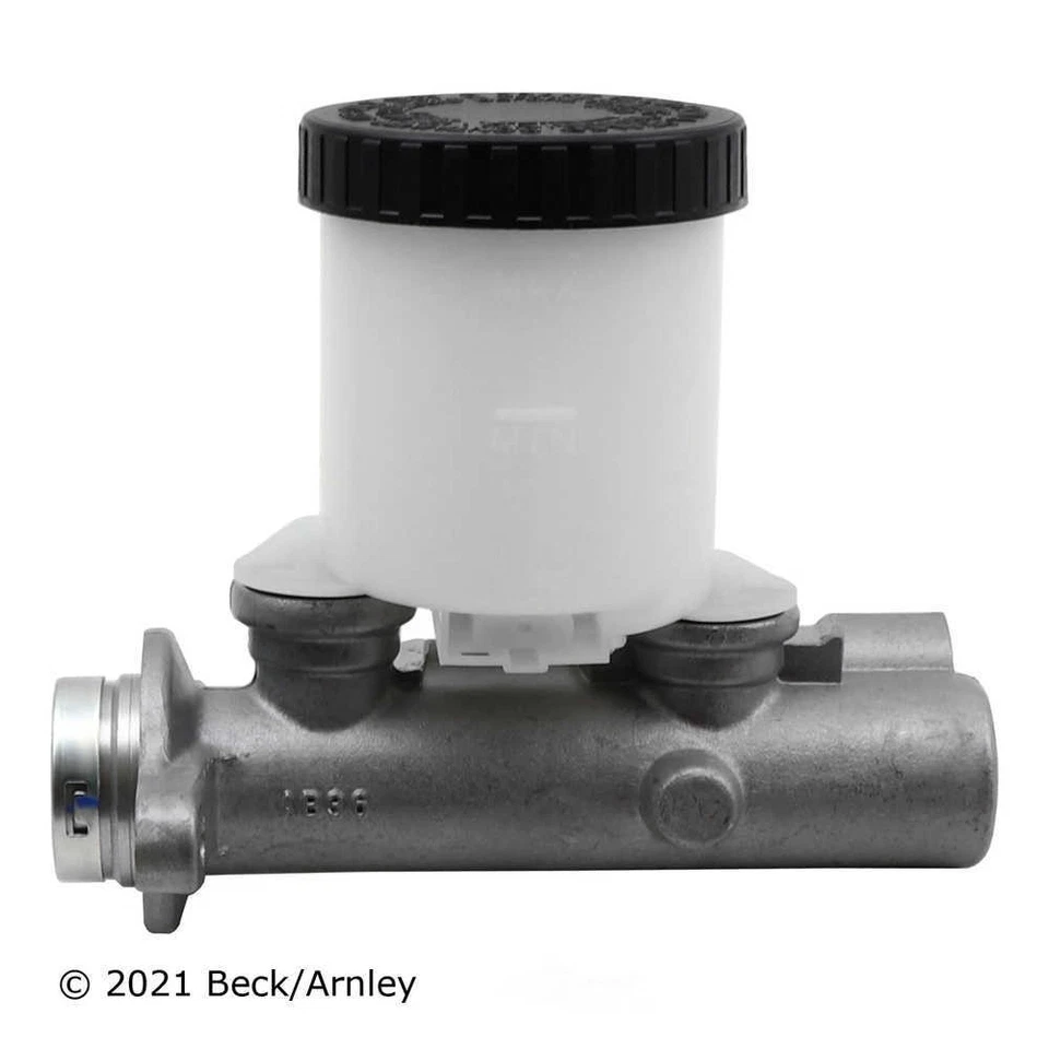 Cilindro maestro de freno para camioneta Nissan Pathfinder D21 1991-1997 Beck/Arnley Foto 3 de 4