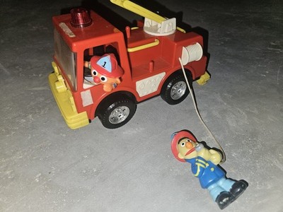 Vintage 1990 Illco Sesame Street Fire Truck Bert Ernie UNWORKING / FOR PARTS