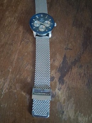 George Genuine Diamond Watch 41mm Silver Tone Blue Face. Runs Great, Clasp Iffy