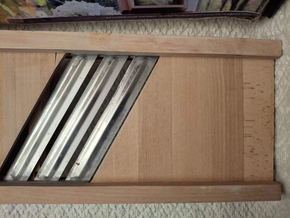 Weston Slaw Board & Cabbage Shredder Mandolin Stainless Steel Blades - Image 3 of 4