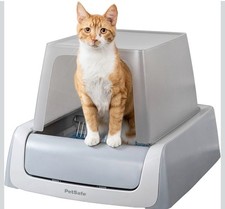 PetSafe ScoopFree Covered Self-Cleaning Cat Litter Box RRP£219