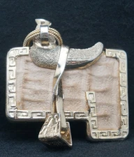 WD15116 *NOS* VINTAGE 1970s CUT-OUT *SADDLE* WESTERN ARTWORK FASHION BELT BUCKLE